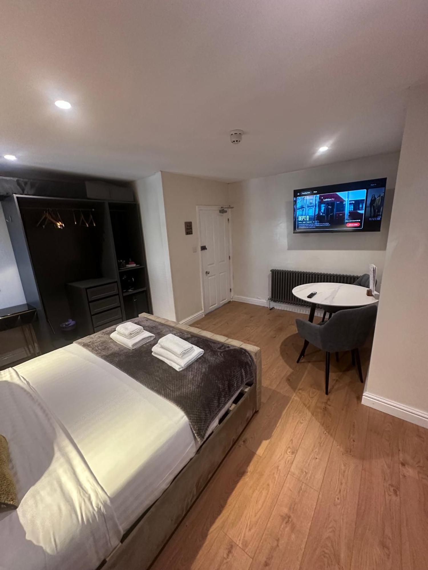 Bed & Breakfast Laburnum At Bistro En Glaze Wylam